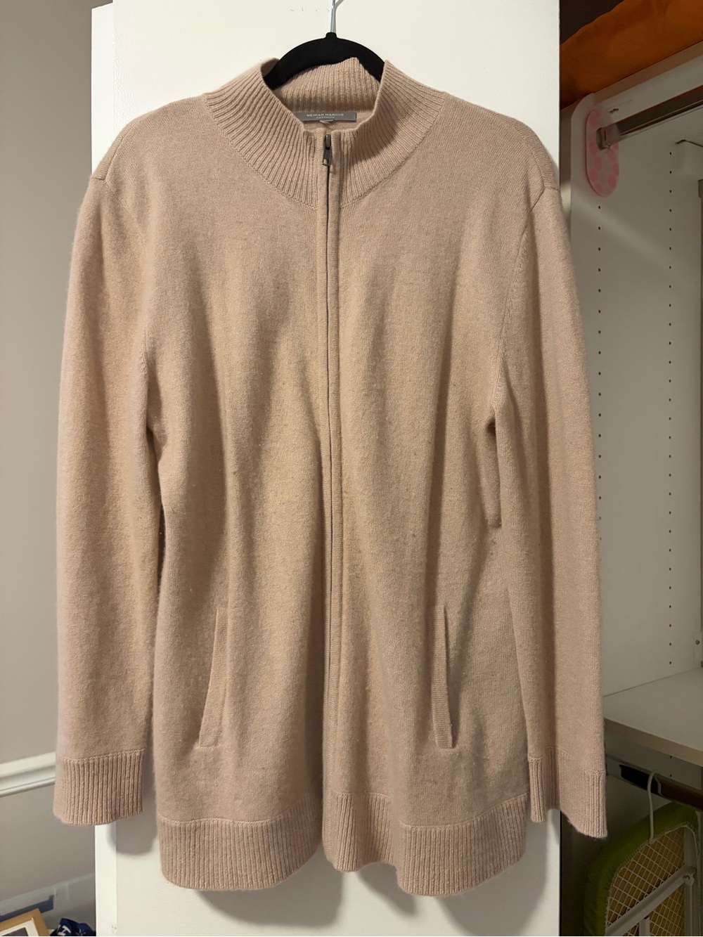 Vintage Neiman Marcus Women's Zip-Front 100% Cashmere Cardigan - Light Pink